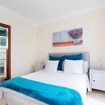Apartment Rolycar 104